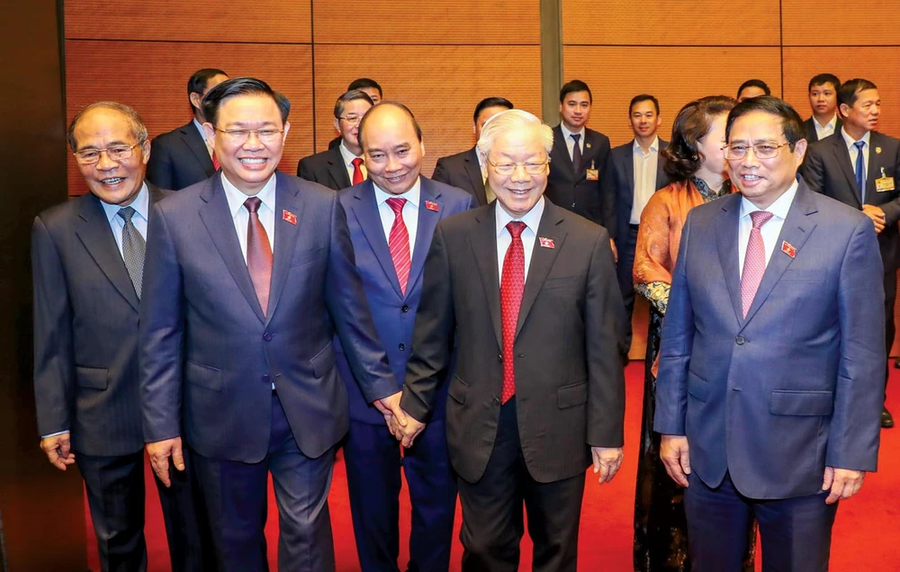 Các lãnh đạo Đảng, Nhà nước tại phiên khai mạc kỳ họp thứ 4 Quốc hội khóa XV vào sáng 20-10. Ảnh: VIẾT CHUNG
