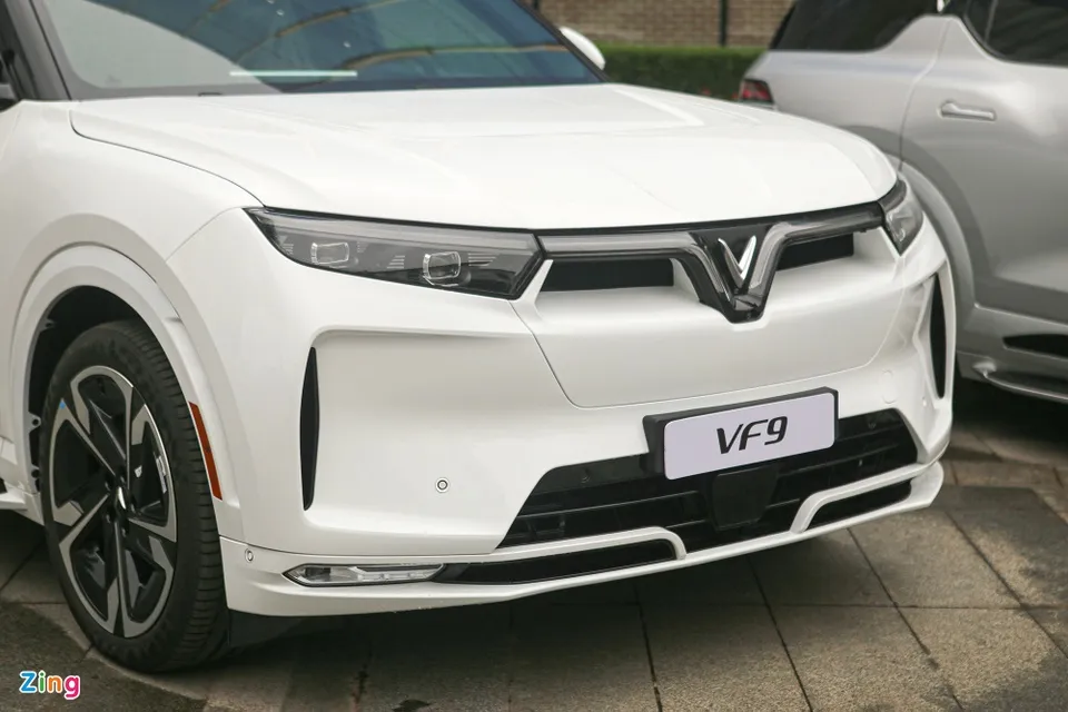 VinFast VF 9 bản 6 chỗ ngồi ảnh 5 VinFast VF 9 bản 6 chỗ ngồi ảnh 5