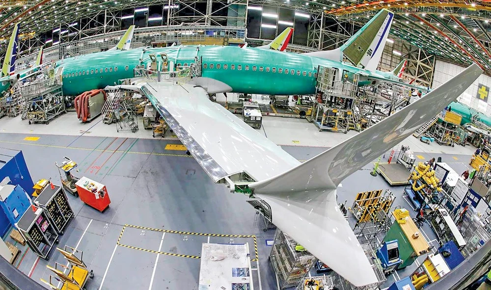 Hàng triệu USD bộ phận máy bay do Boeing sản xuất được nhập vào Nga bất chấp các lệnh cấm vận.