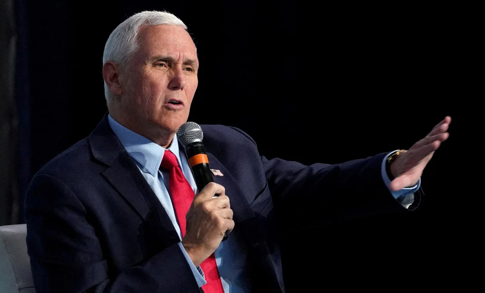 Từ cấp phó mật thiết vì sao Mike Pence trở thành đối thủ của ông Donald Trump?