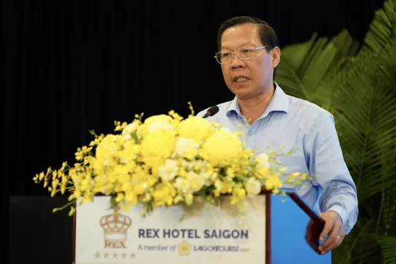 Ông Phan Văn Mãi, Ủy viên Trung ương Đảng, Phó Bí thư Thường trực Thành ủy, Chủ tịch UBND TPHCM, phát biểu tại hội thảo. Ông Phan Văn Mãi, Ủy viên Trung ương Đảng, Phó Bí thư Thường trực Thành ủy, Chủ tịch UBND TPHCM, phát biểu tại hội thảo.