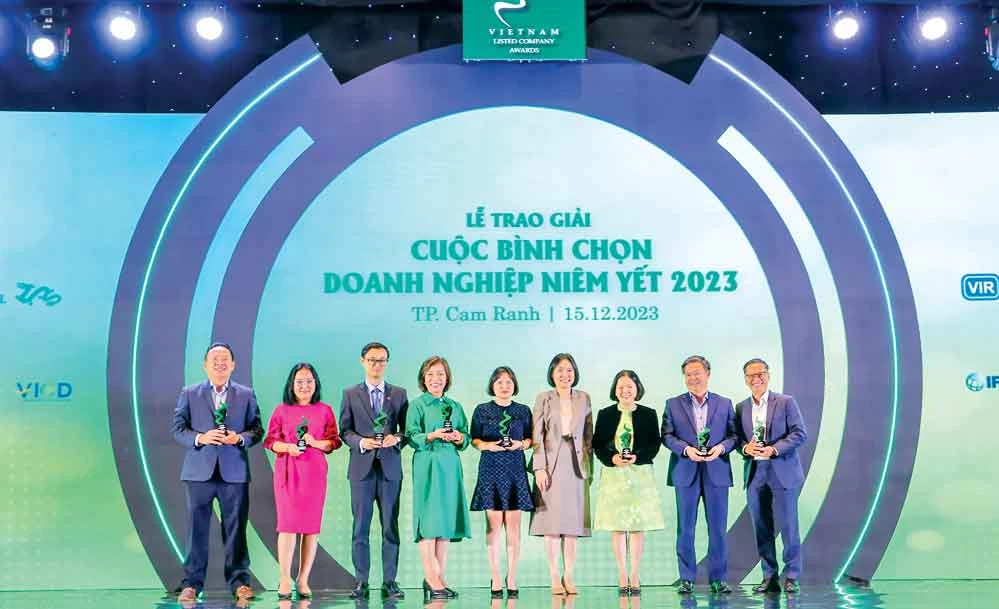 Lễ trao giải Cuộc bình chọn DNNY năm 2023 với hơn 50 DNNY xuất sắc.