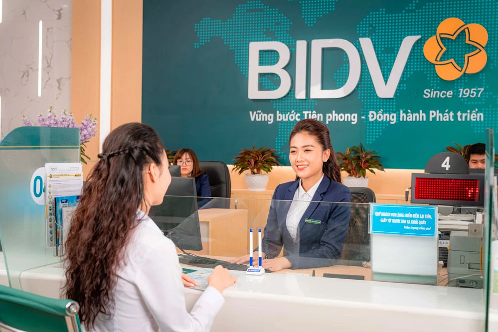 BIDV và VietinBank có tổng nợ xấu tăng nhiều nhất sau 9 tháng.