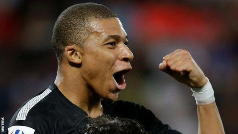 Tiền đạo Kylian Mbappe tỏa sáng đưa PSG vào chung kết Cúp Quốc gia