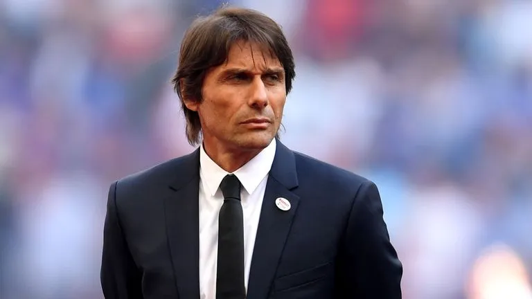Antonio Conte đã bọi sa thải.