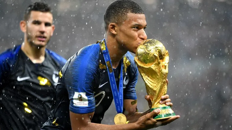 Luka Modric đoạt Quả bóng vàng World Cup 2018 ảnh 4 Luka Modric đoạt Quả bóng vàng World Cup 2018 ảnh 4