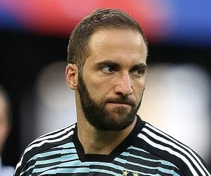 Gonzalo Higuain cóp lẽ hơi thất vọng khi phải sang MIlan