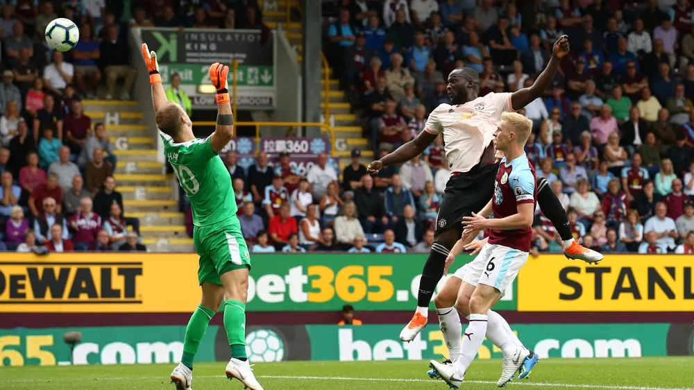 Burnley - Manchester United 0-2, Lukaku giải cứu Jose Mourinho ảnh 4