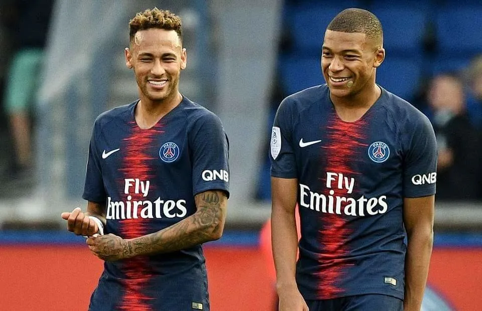 Neymar và Kylian Mbappe