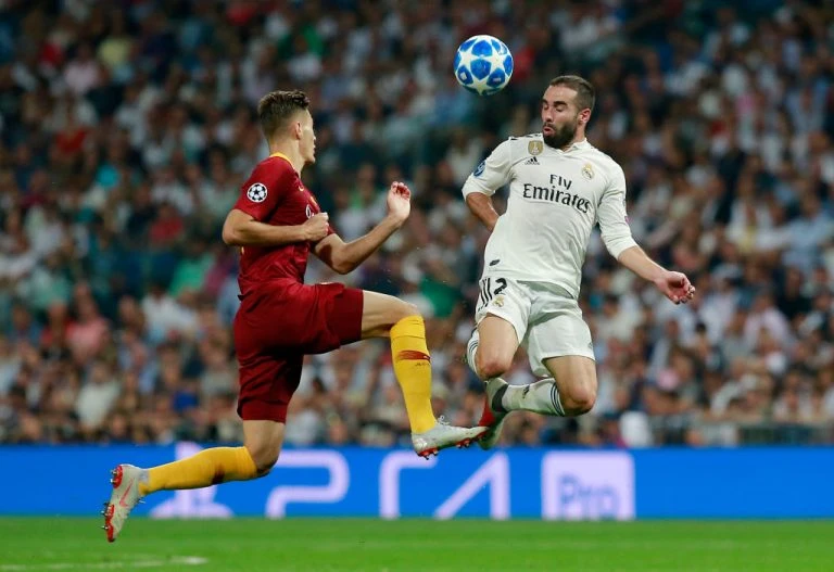 Dani Carvajal (phải) là trụ cột của Real Madrid.