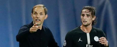 HLV Thomas Tuchel (trtái) muốn siết lại kỷ liuật trong CLB.