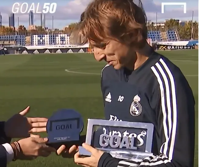 Luka Modric đánh bại Ronaldo và Salah để đoạt giải Cầu thủ xuất sắc nhất năm ảnh 2