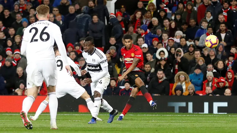 Man United - Fulham 4-1: Ashley Young và Juan Mata tỏa sáng ảnh 8