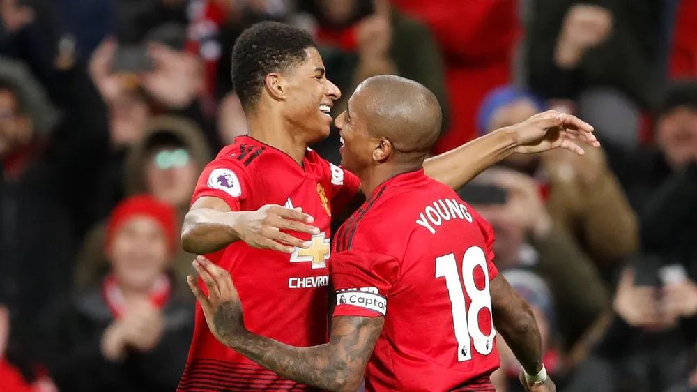 Man United - Fulham 4-1: Ashley Young và Juan Mata tỏa sáng ảnh 9