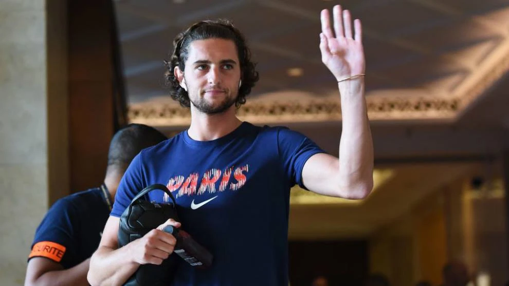 PSG thắng nhọc, Adrien Rabiot khó ở