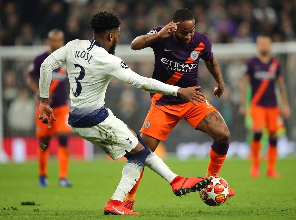 Danny Rose sẽ vất vả chống lại Raheem Sterling (Man City)