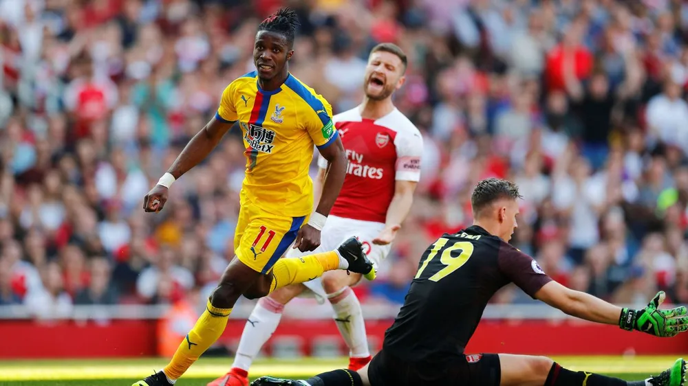 Arsenal - Crystal Palace 2-3: Benteke, Zaha và McArthur quật ngã Pháo thủ ảnh 6