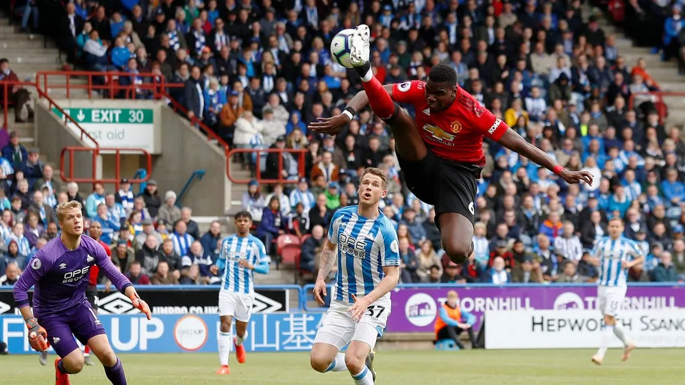 Huddersfield - Man United 1-1, Mbenza khiến Quỷ đỏ giã từ đường đua tốp 4 ảnh 6