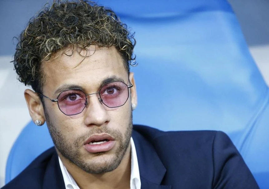 Neymar bị cài bẫy