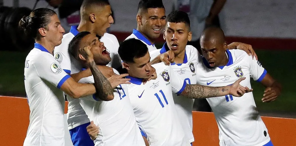 Brazil - Bolivia 3-0: Coutinho ghi cú đúp, Everton lập siêu phẩm ảnh 10