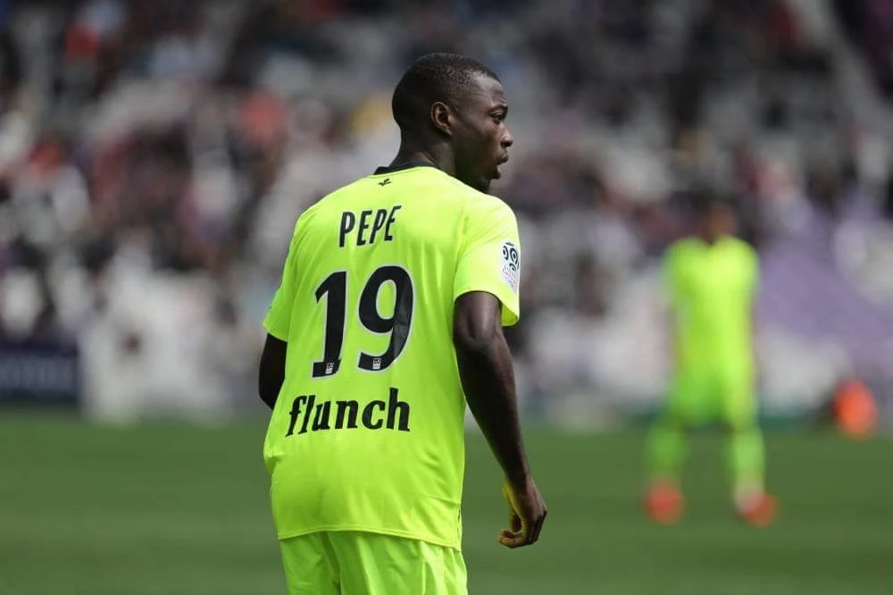 Nicolas Pepe gia nhập Atletico Madrid?