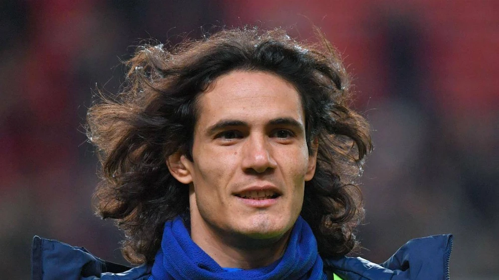 Edinson Cavani chỏi còn 1 năm hợp đồng