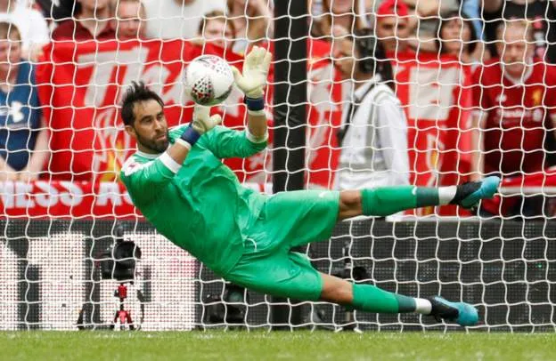 Liverpool - Man City 1-1 (4-5): Salah xui xẻo, Claudio Bravo giúp Pep đoạt giải ảnh 12