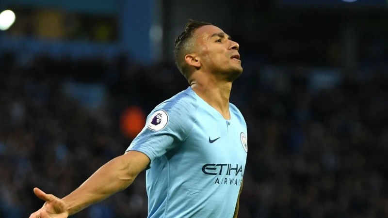 Danilo trong màu áo Man City mùa qua