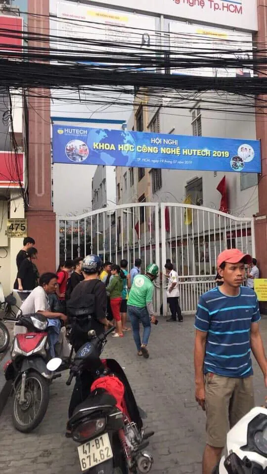 Nam thanh niên rơi từ lầu cao trong khuôn viên HUTECH, tử vong tại chỗ ảnh 1