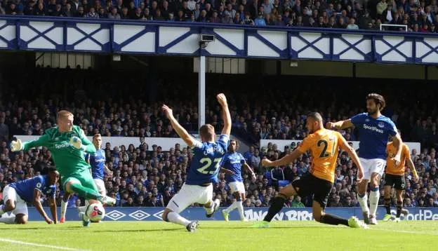 Everton - Wolves 3-2: Richarlison ghi cú đúp, Iwobi góp sức hạ gục Bầy sói ảnh 5