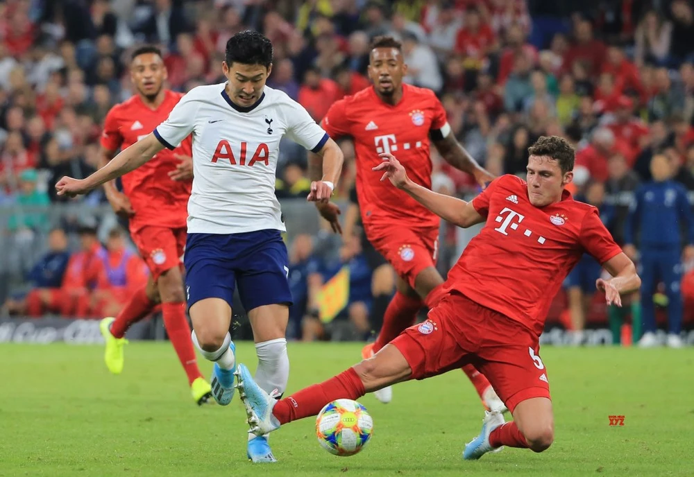 Son Heung-min thoát qua hậu vệ bayern ở Audi Cup 2019