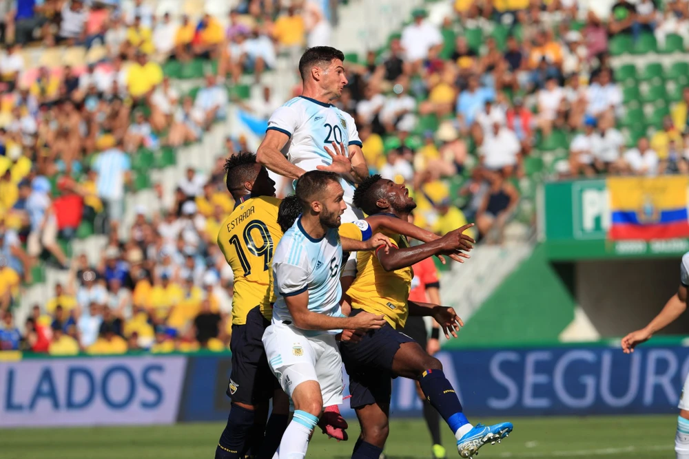 Đè bẹp Ecuador 6-1, Argentina không cần Messi