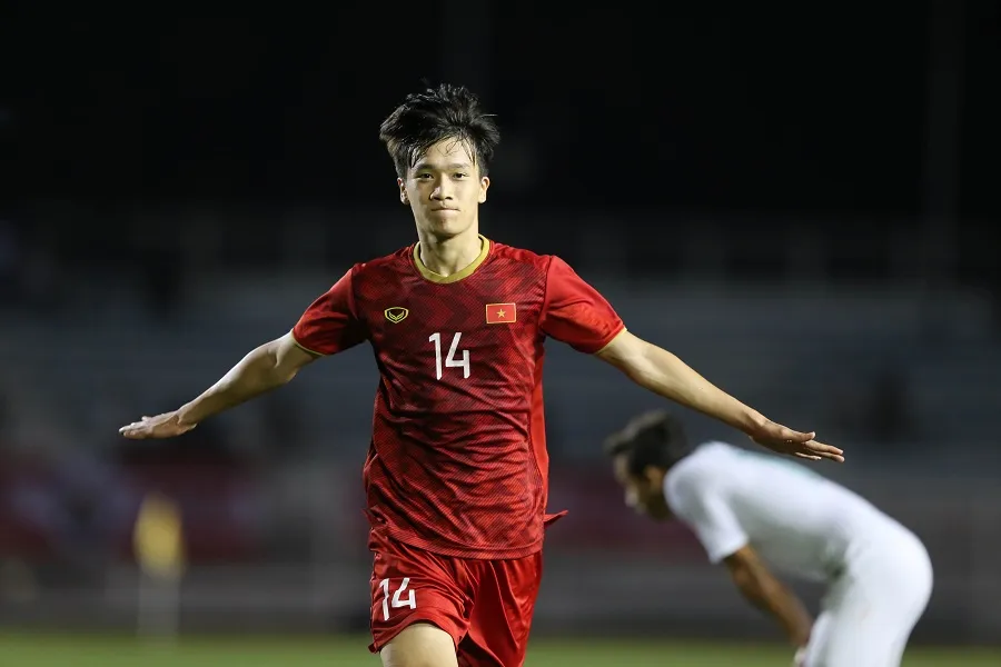 Xin đừng ‘ném đá’ Bùi Tiến Dũng ở thời điểm nhạy cảm này ảnh 2