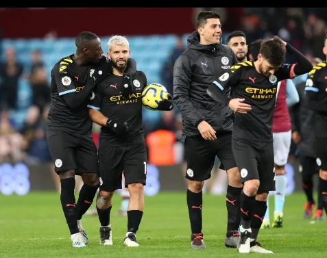 Sốc: Sao Man City mở tiệc đêm mừng chiến thắng Aston Villa 6-1 với 22 người mẫu đến từ Italia