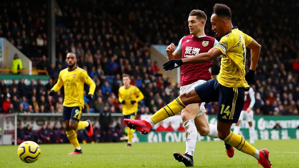 Burnley - Arsenal 0-0: Aubameyang bất lực nhưng Pháo thủ hòa trong may mắn