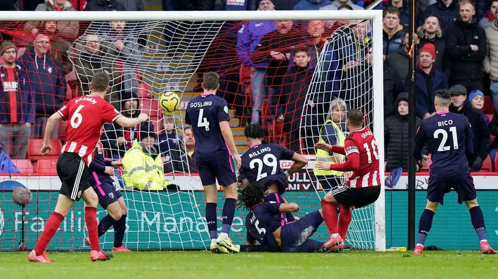 Thắng ngược Bournemouth, Sheffield United vươn lên thứ 5, bám sát Chelsea ảnh 2