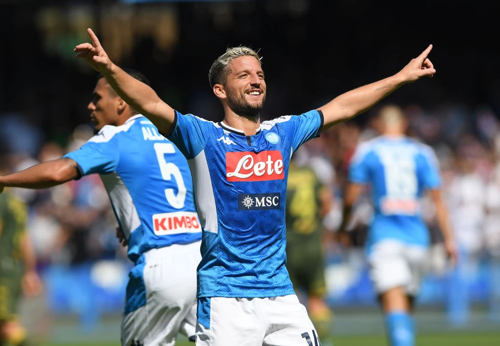 Dries Mertens rộng đường gia nhập Chelsea