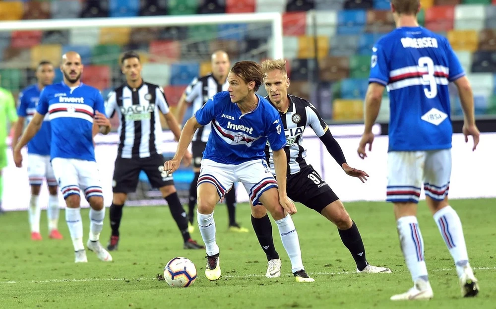 Sampdoria (trong trận gặp Juventus) có nhiều cầu thủ nhiễm SARS-CoV-2