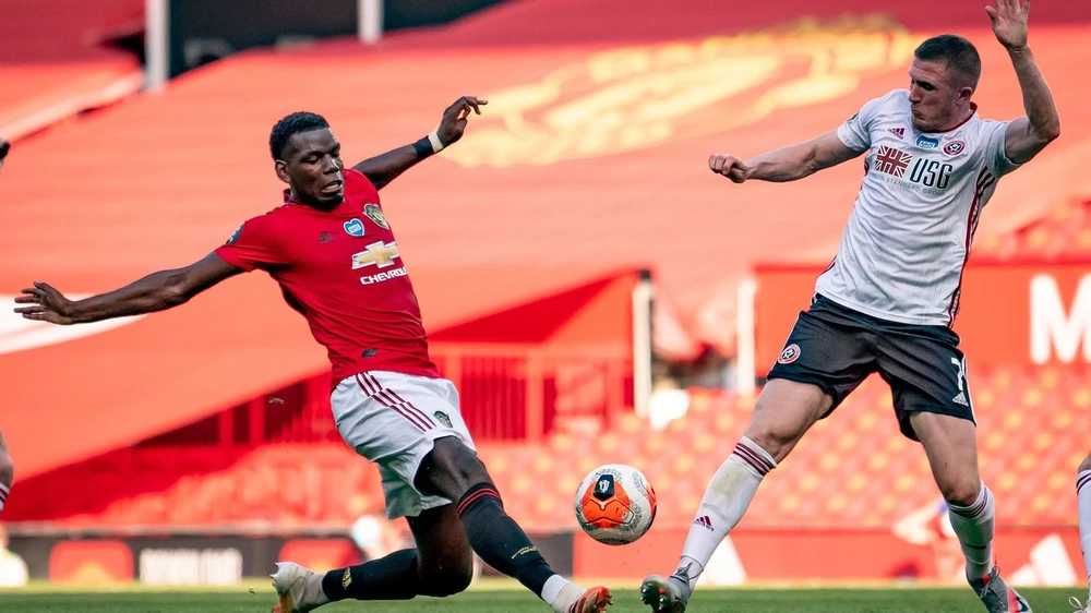 Paul Pogba góp công treong chiến thắng 3-0 ở Old Trafford