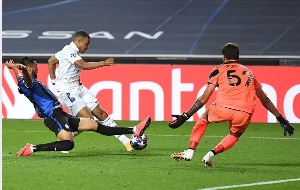 PSG vào bán kết Champions League sau 25 năm ảnh 3
