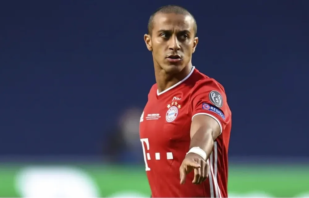 Bayern Munich sẽ làm gì để bảo vệ đội hình vô địch Champions League ảnh 1