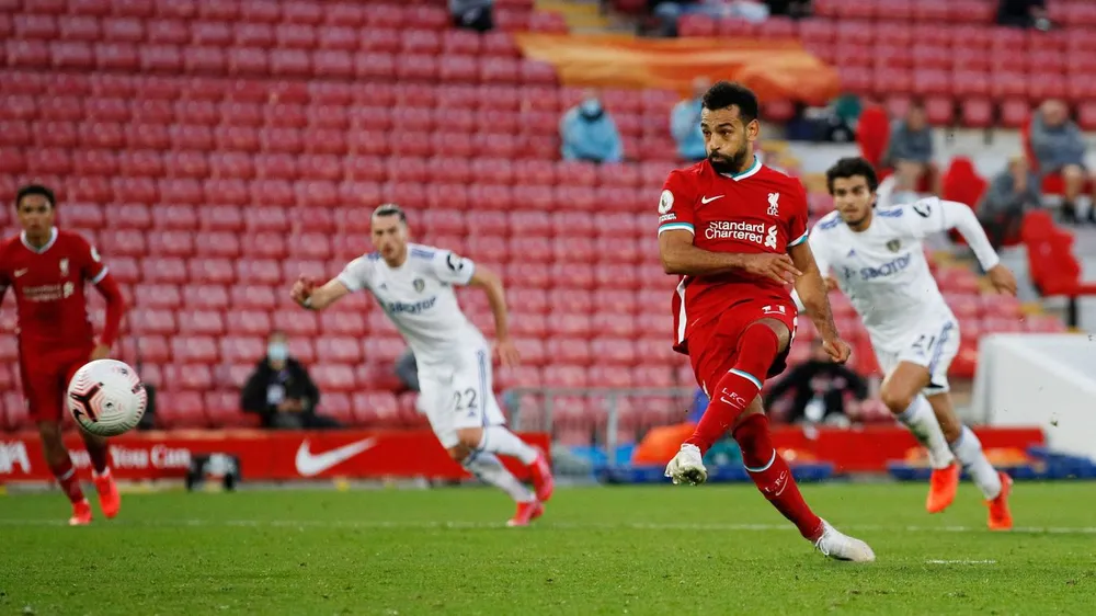Mo Salah ghi hattrick giúp Liverpool khuất phục Leeds trong cơn mưa 7 bàn thắng ảnh 7