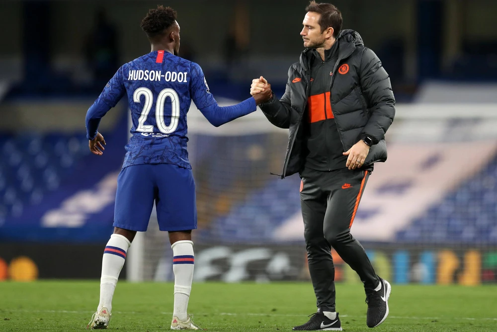 Callum Hudson-Odoi thất vọng khi không được Frank Lampard trọng dụng