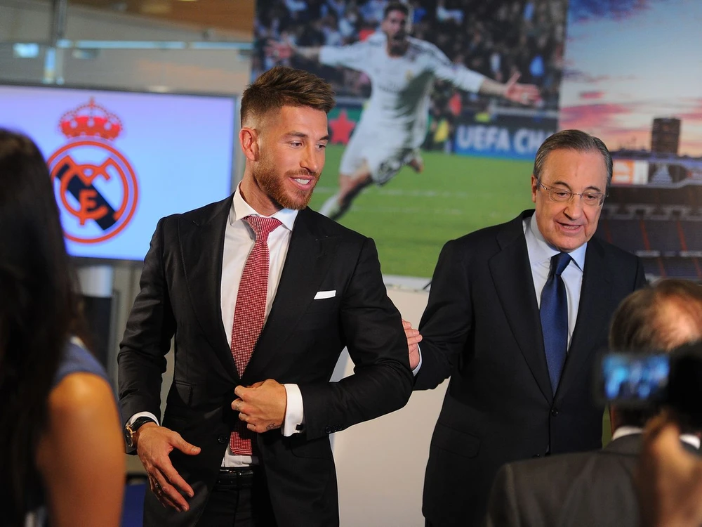 Sergio Ramos và Chủ tịch Florentino Perez