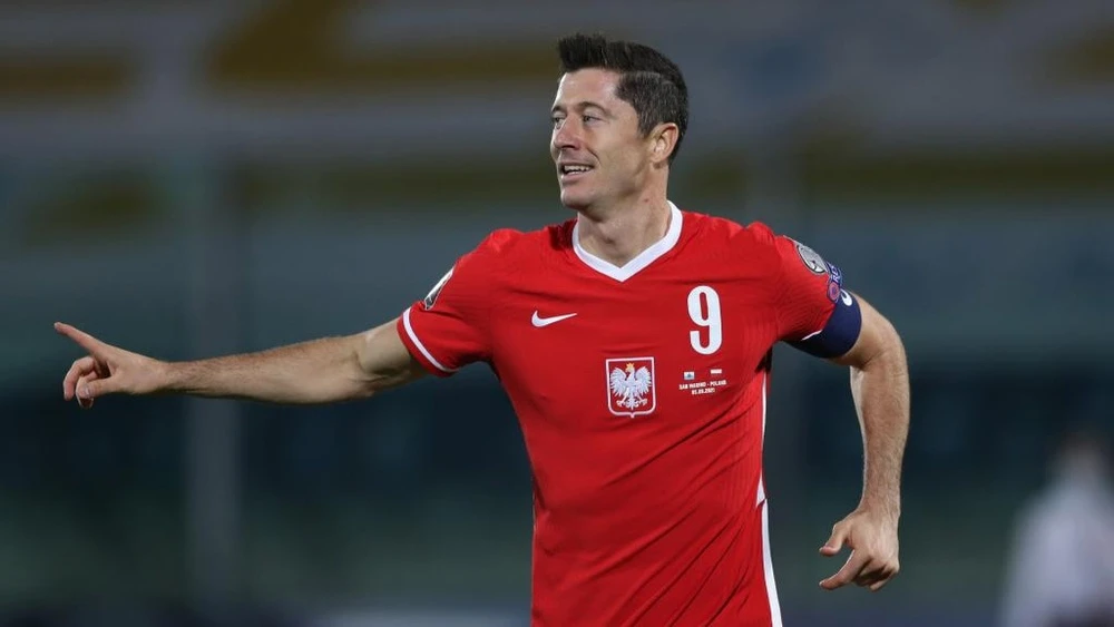 Lewandowski là mối đe dọa cho khung thành tuyển Anh