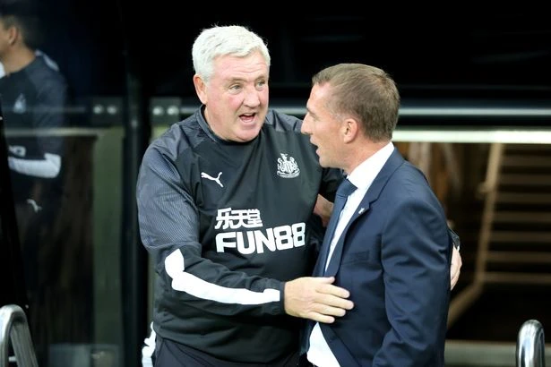 Brendan Rodgers (phải) là người thay thế lý tưởng cho Steve Bruce