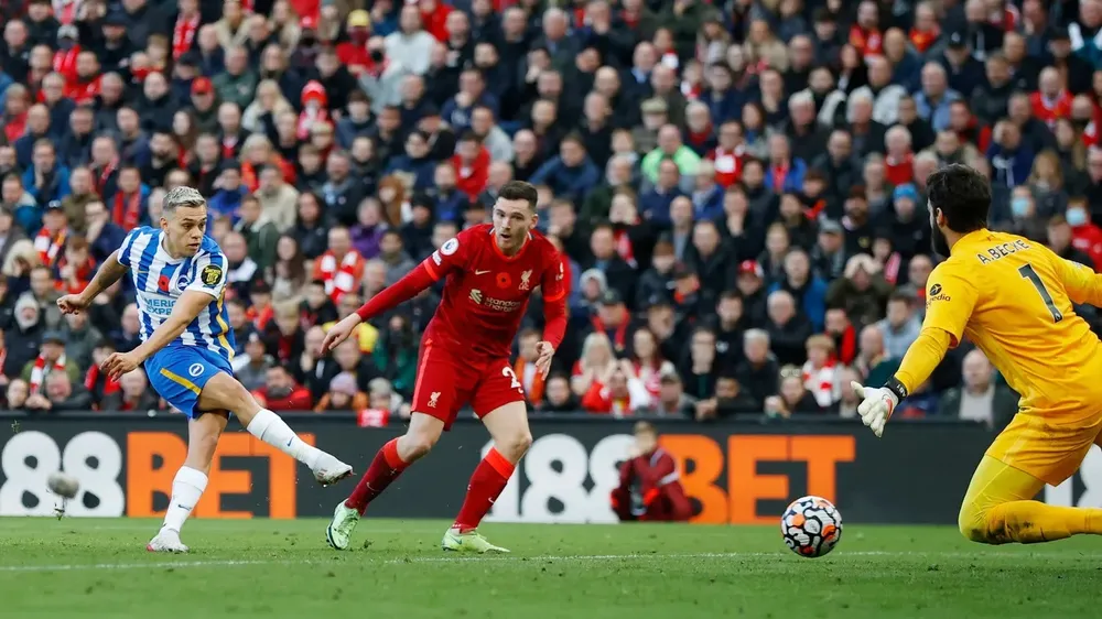 Liverpool – Brighton 2-2: Sadio Mane ghi bàn, Salah tỏa sáng nhưng Brighton vẫn lội ngược dòng khó tin ảnh 4