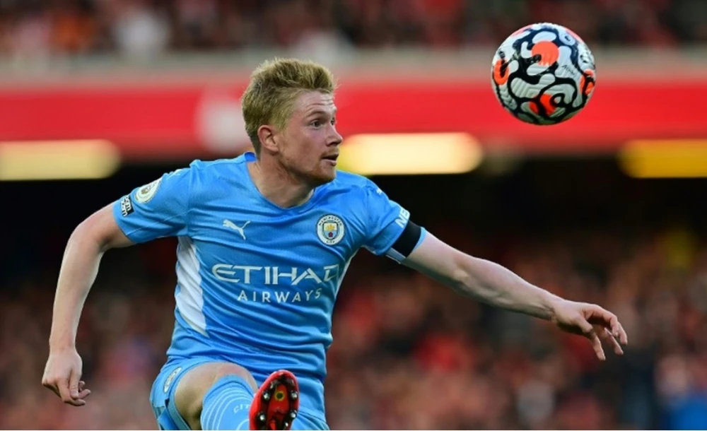 Kevin De Bruyne bất ngờ vắng mặt vì Covid-19