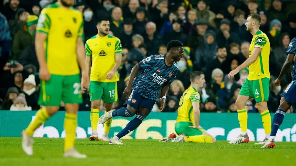 Saka ghi cú đúp giúp Arsenal thắng trận thứ 4 liên tiếp ảnh 3