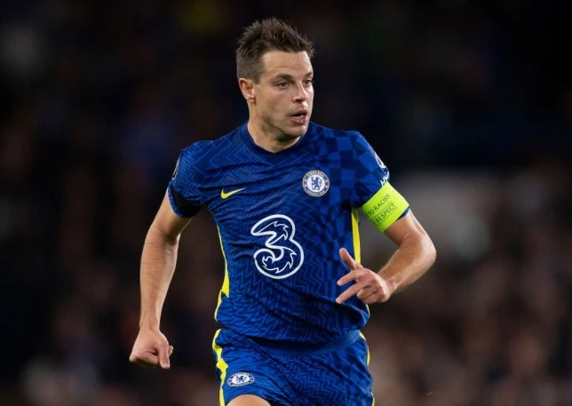 Cesar Azpilicueta kêu gọi các đồng đội quyết thắng giải